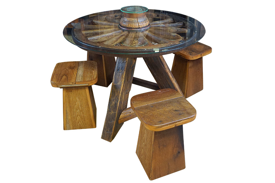 round wheel dining collection